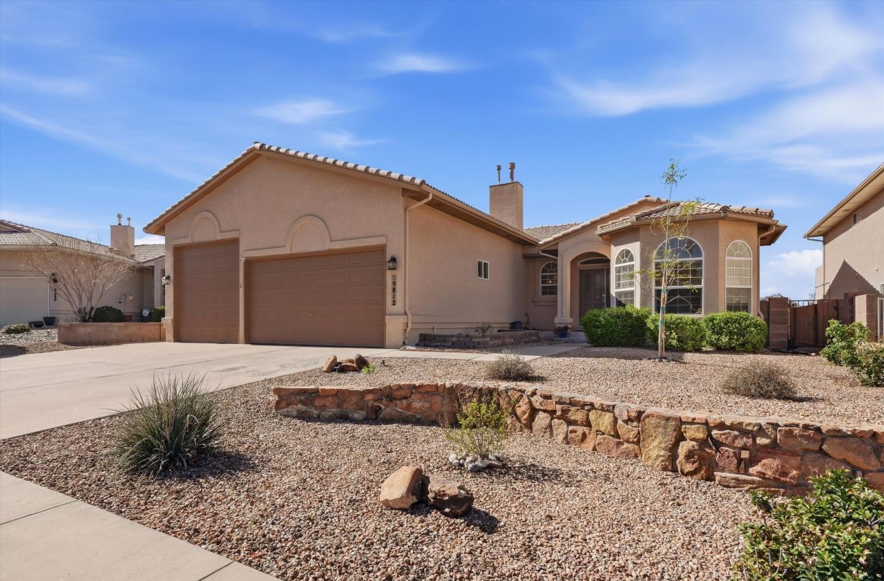 9812 Karak Road Ne, Albuquerque, NM 87122 Main Photo