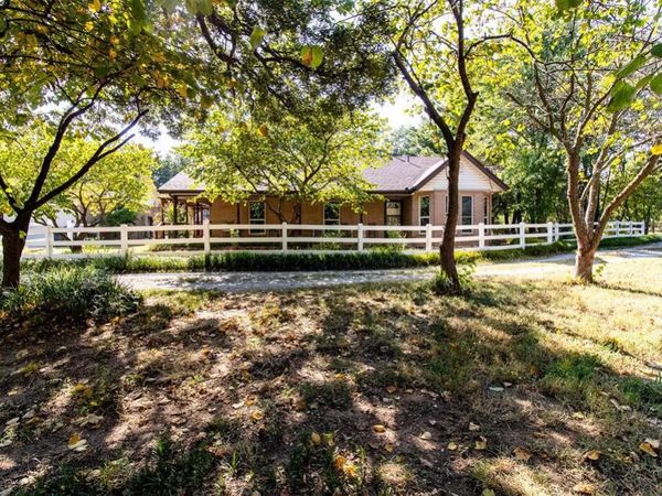 19616 Newsom Road, Newalla, OK 74857