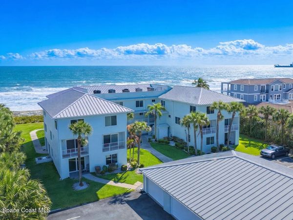 1321 S Miramar Avenue , Unit 4, Indialantic, FL 32903