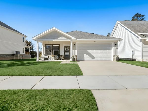 246 N Marsh Landing, Freeport, FL 32439