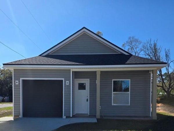 1209 Gordon Avenue, Pensacola, FL 32507