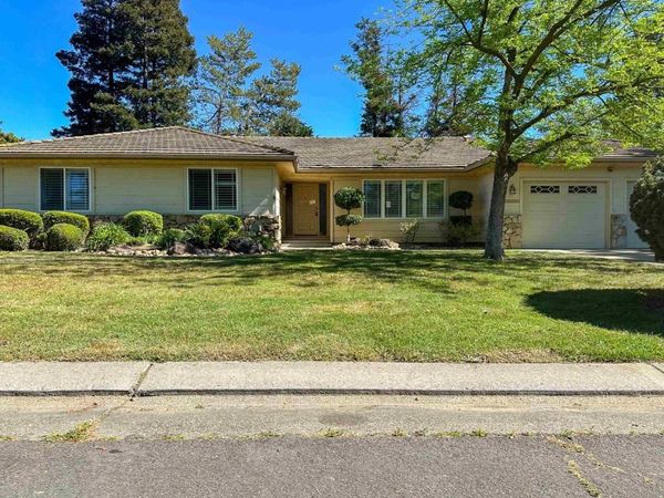 19400 Desiree Lane, Woodbridge, CA 95258