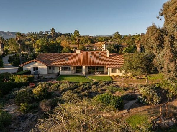 700 Thomas Street, Oak View, CA 93022