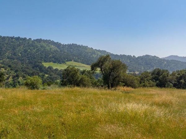 0 Thomas Street, Oak View, CA 93022