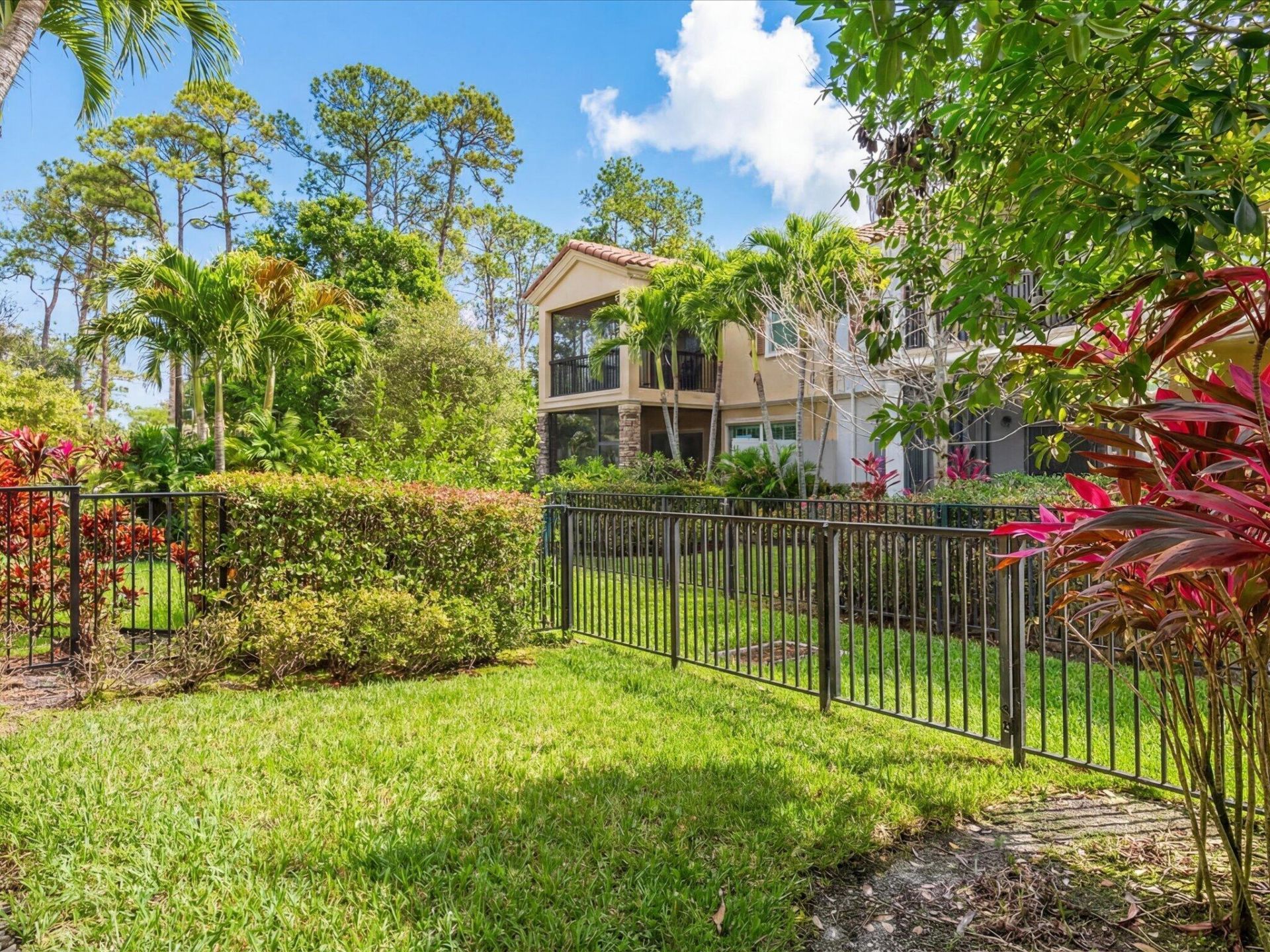 15826 Binks Pointe Terrace, Wellington, FL 33414 Photo