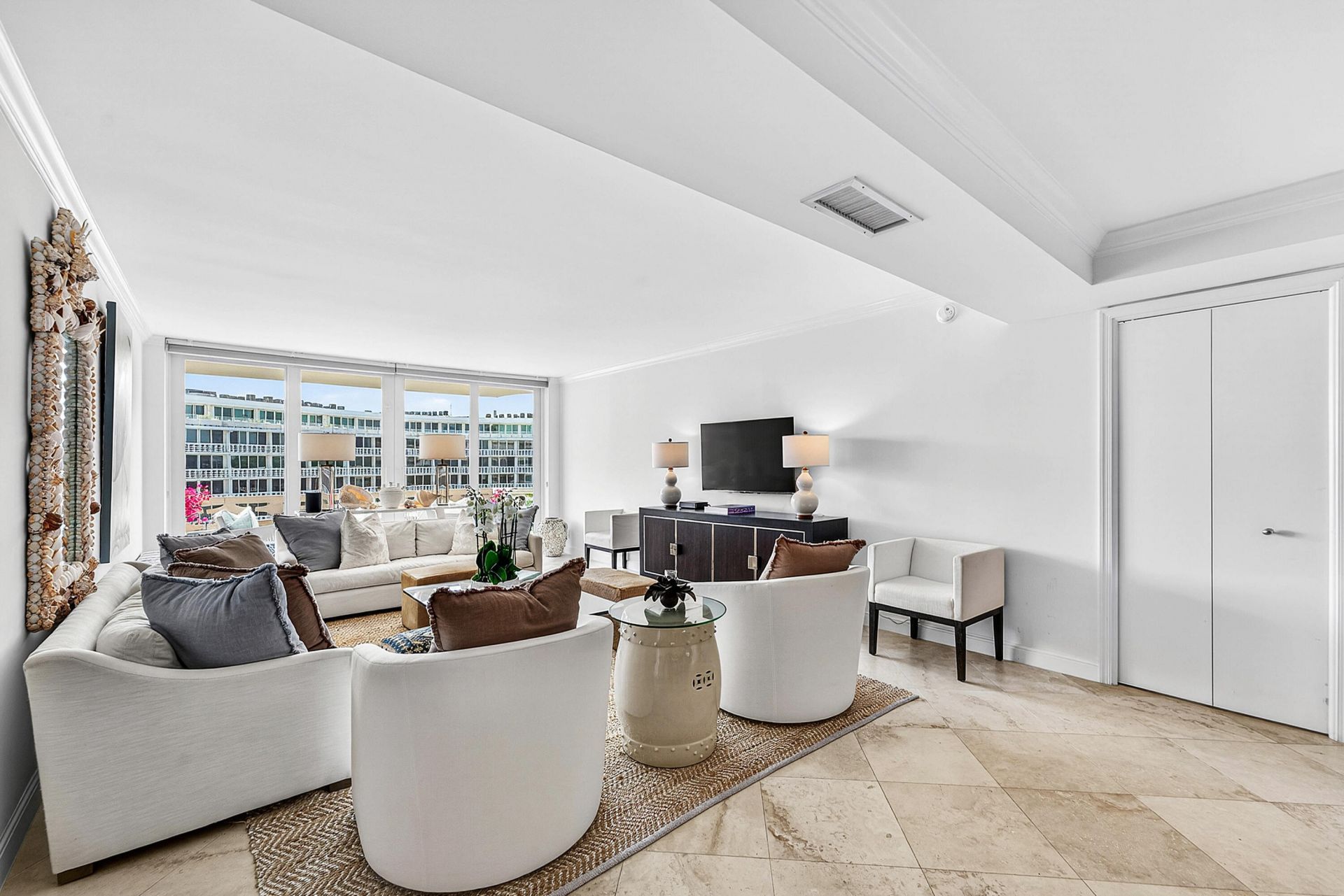 100 Sunrise Avenue, Unit 518, Palm Beach, FL 33480 Photo