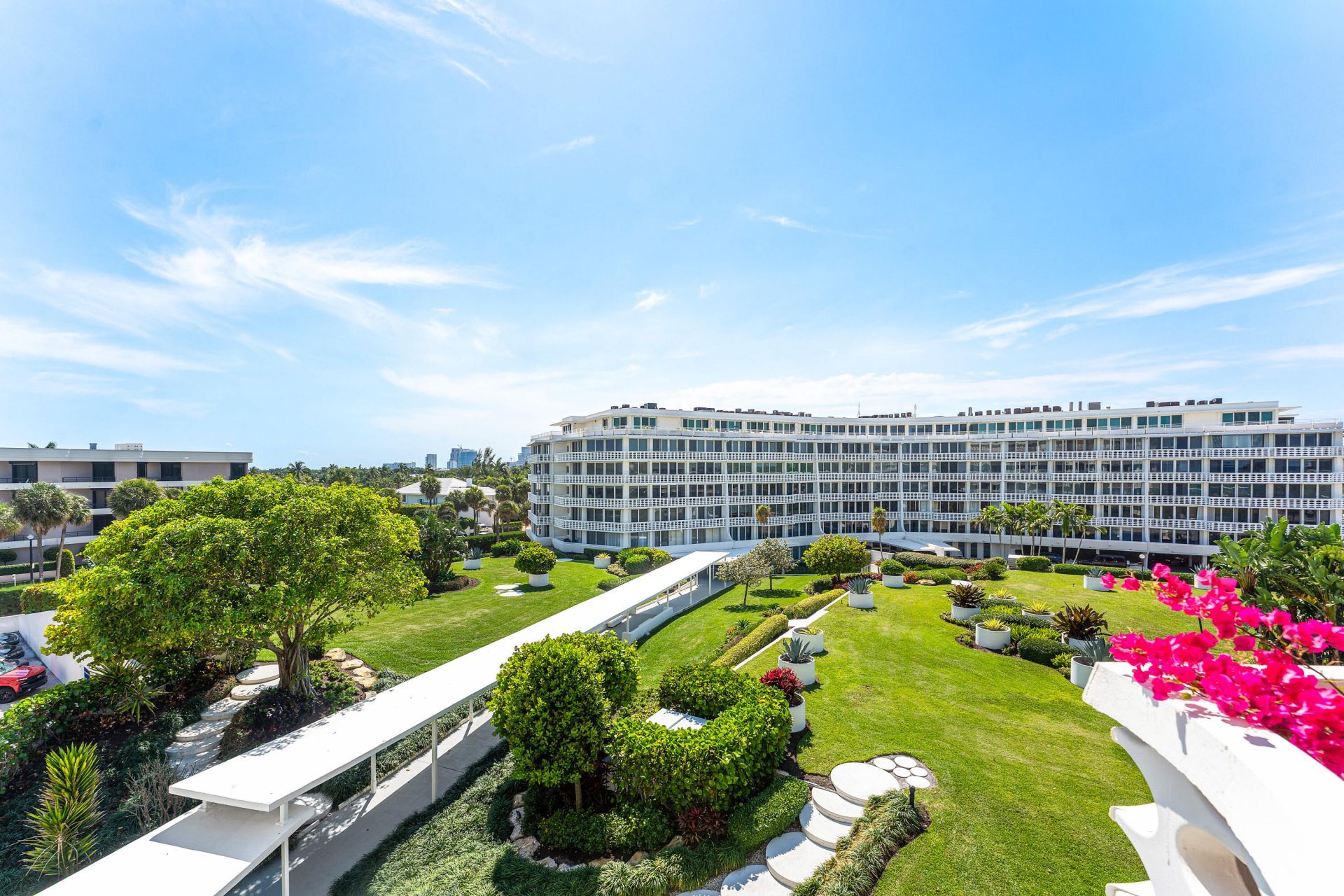 100 Sunrise Avenue, Unit 518, Palm Beach, FL 33480 Photo