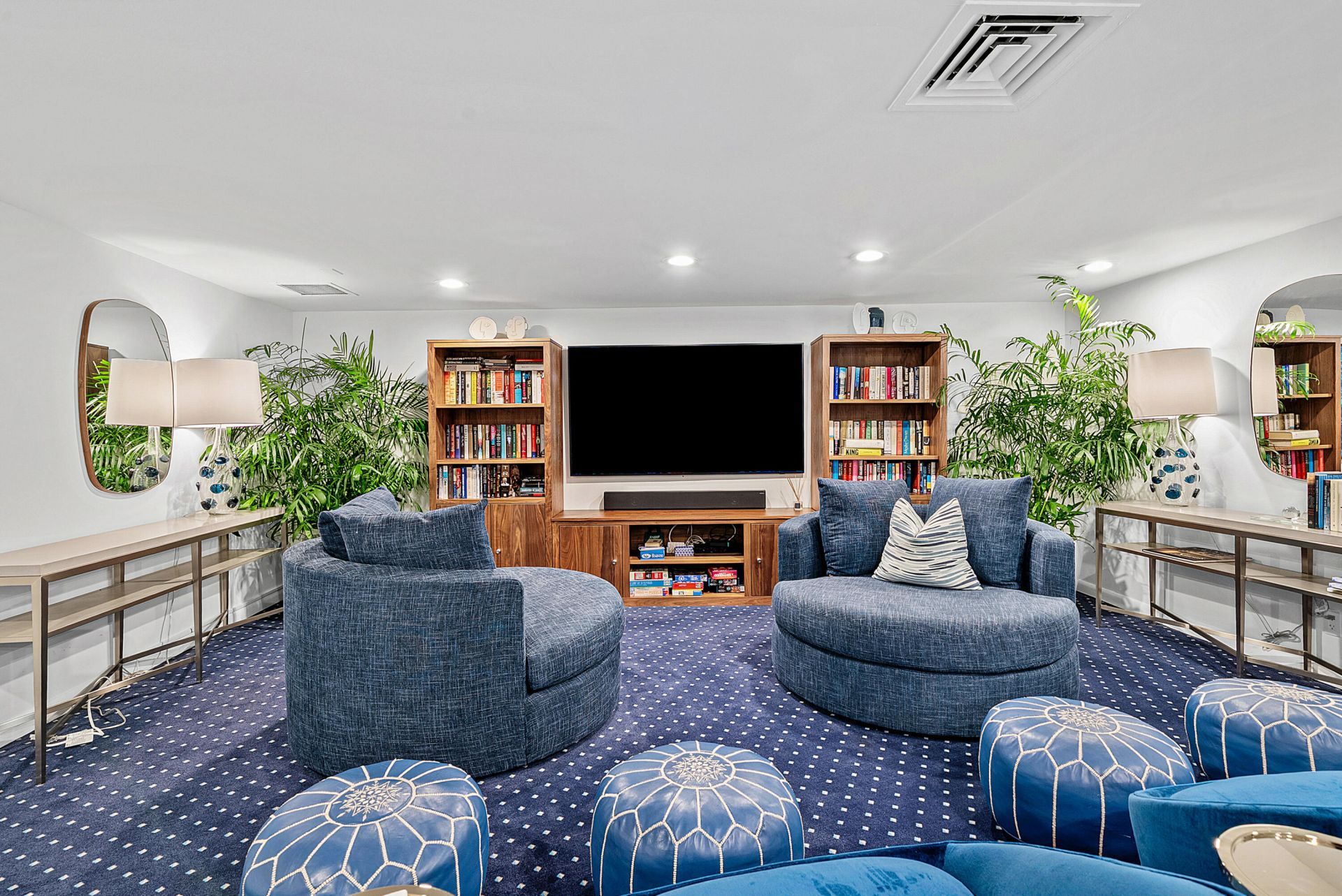 100 Sunrise Avenue, Unit 518, Palm Beach, FL 33480 Photo