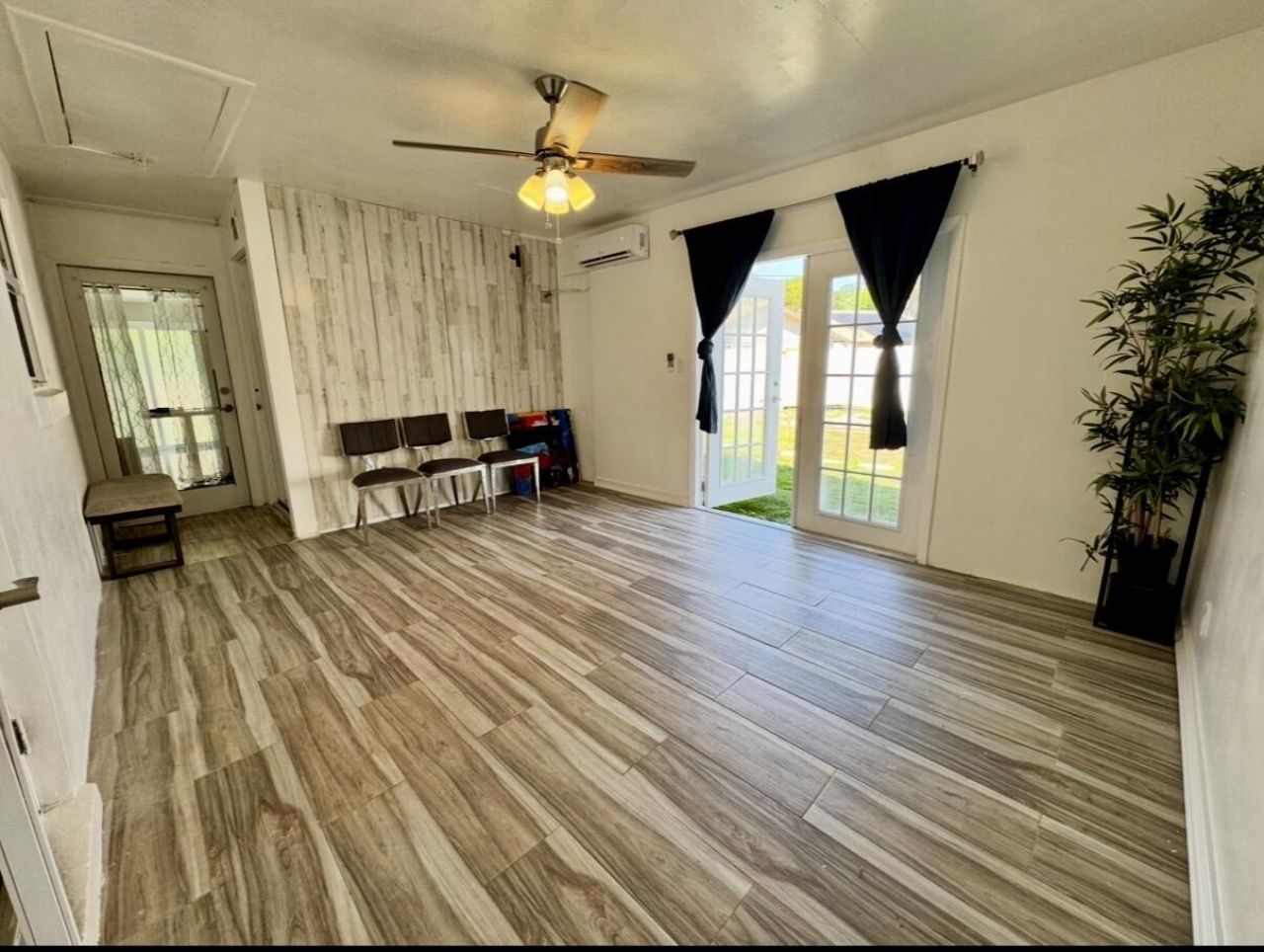 5678 Silvian Road, West Palm Beach, FL 33415 Photo