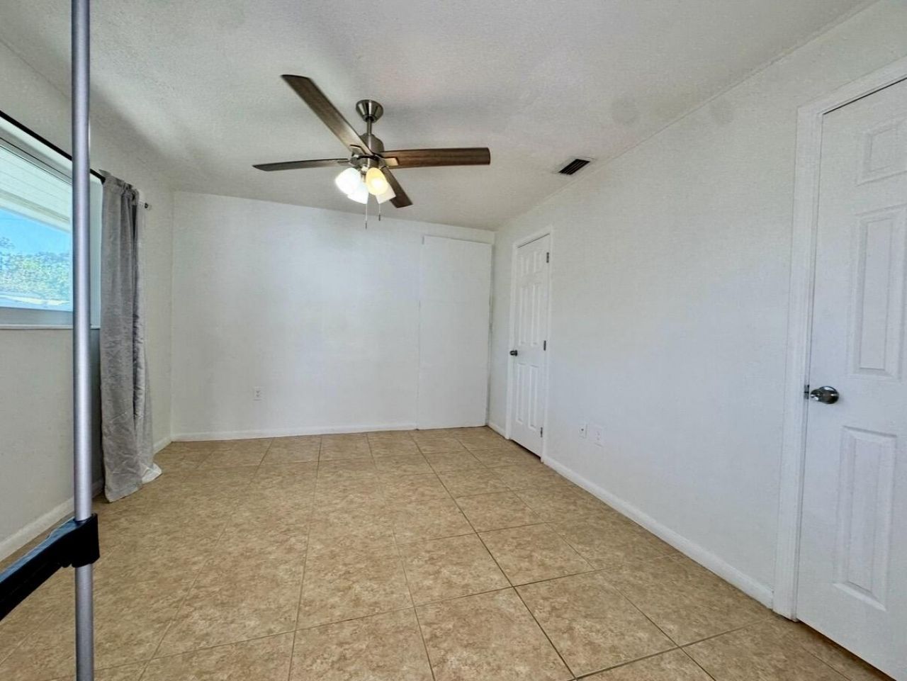 5678 Silvian Road, West Palm Beach, FL 33415 Photo