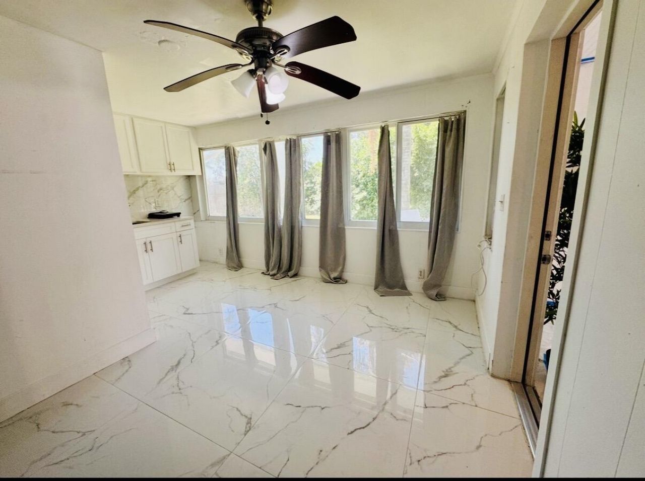 5678 Silvian Road, West Palm Beach, FL 33415 Photo