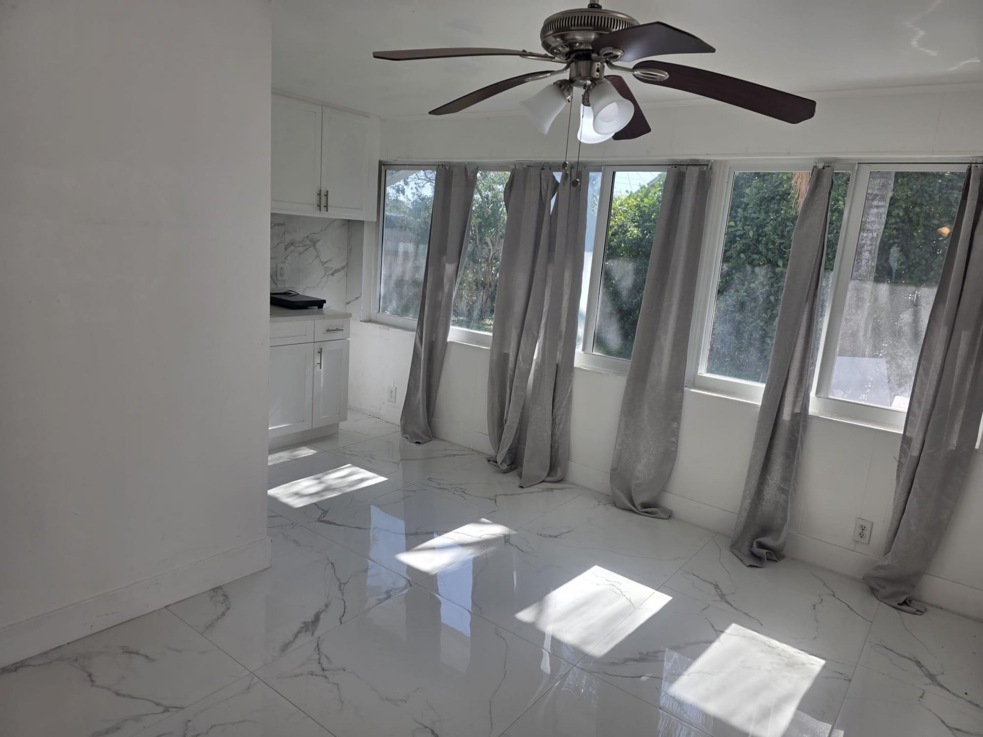 5678 Silvian Road, West Palm Beach, FL 33415 Photo