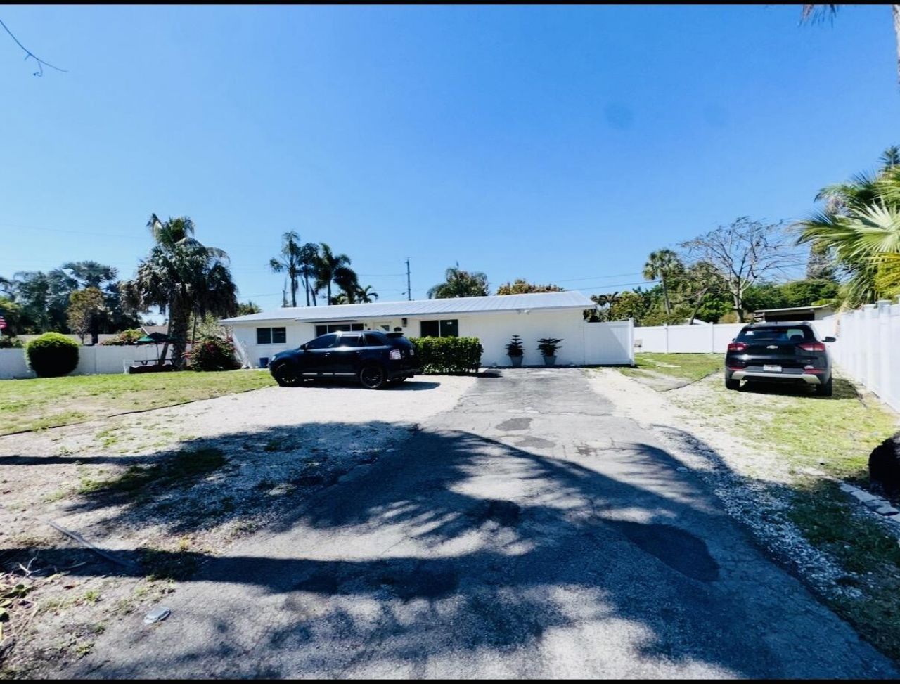 5678 Silvian Road, West Palm Beach, FL 33415 Photo