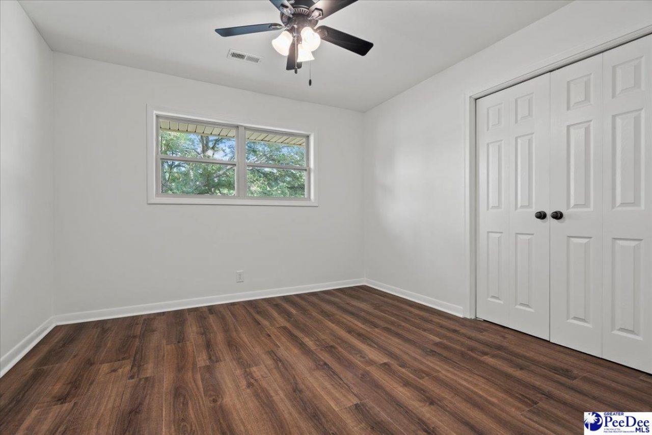 136 Chester Park Circle Photo 10