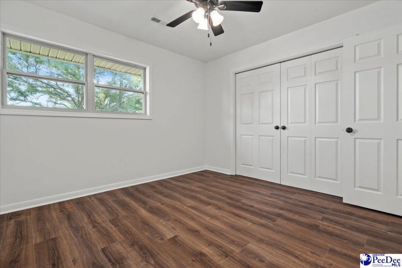 136 Chester Park Circle Photo 13