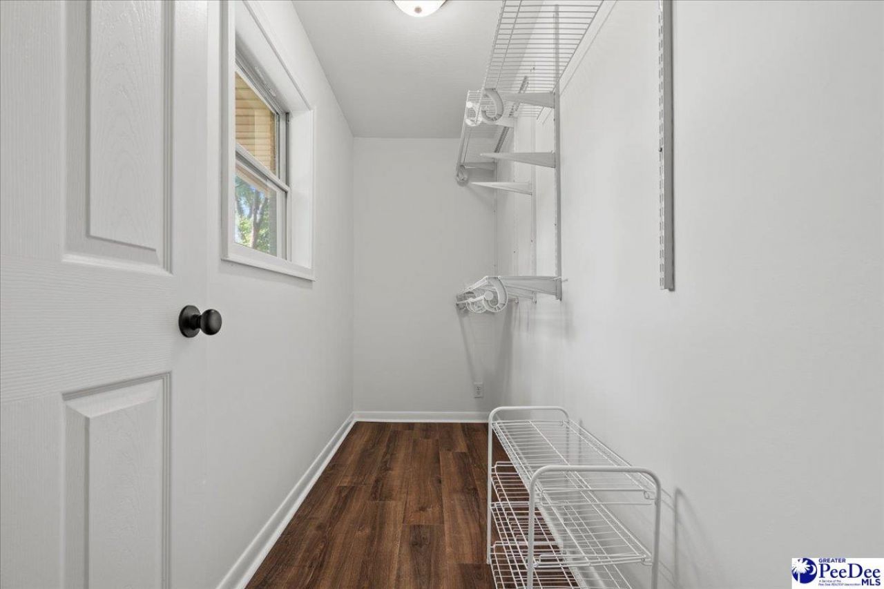 136 Chester Park Circle Photo 18