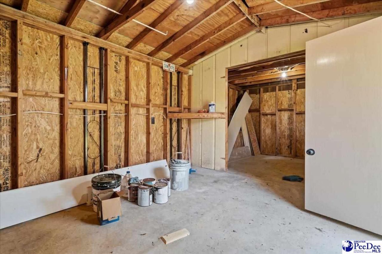 136 Chester Park Circle Photo 25