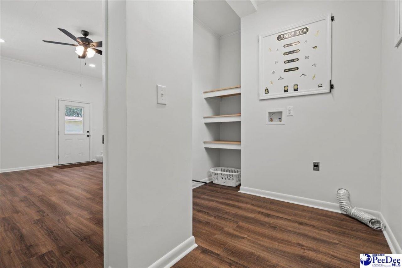 136 Chester Park Circle Photo 9