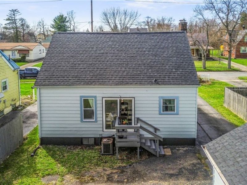 121 Princess Street, Campbell, OH 44405 Photo 10