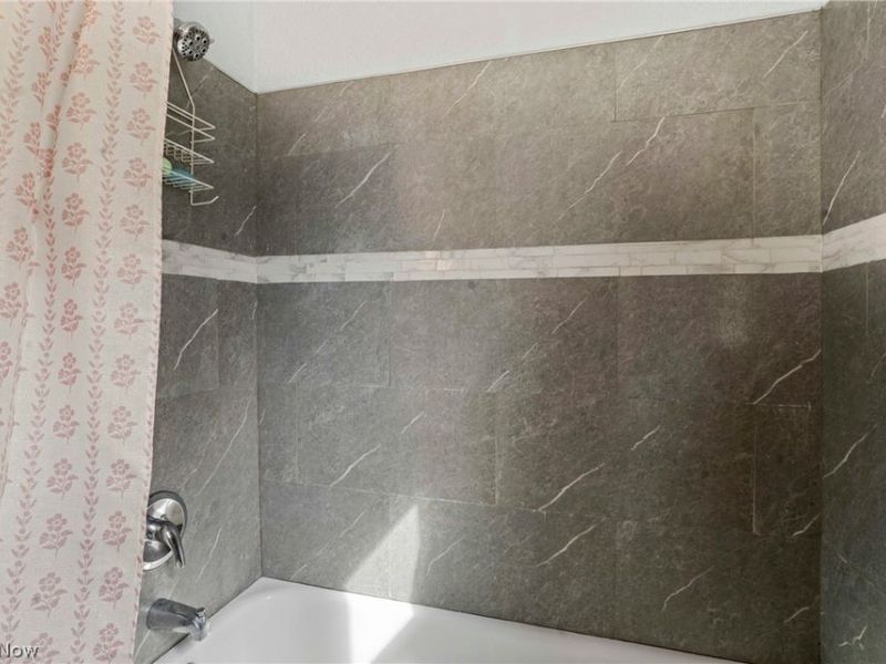 121 Princess Street, Campbell, OH 44405 Photo 30