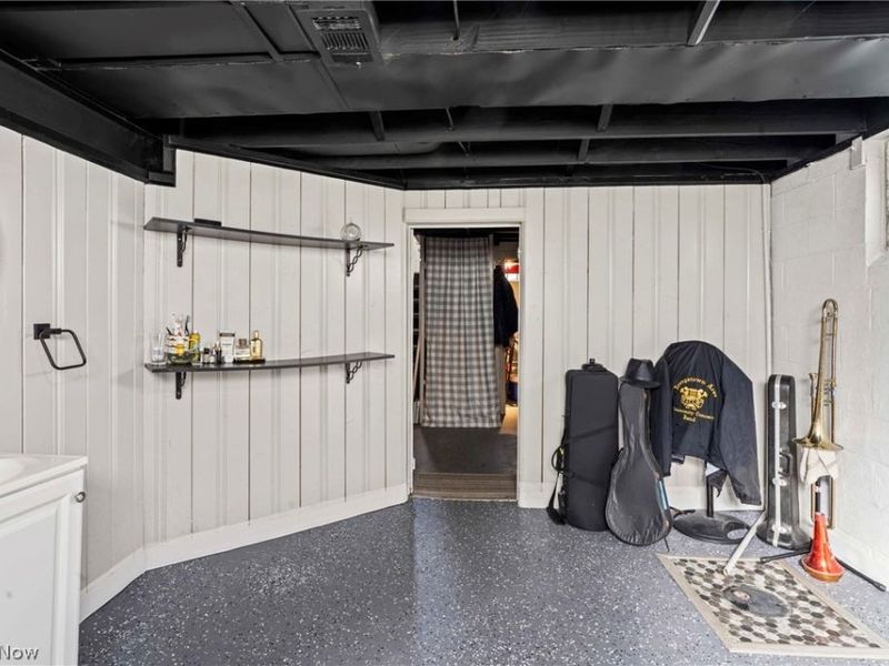 121 Princess Street, Campbell, OH 44405 Photo 39