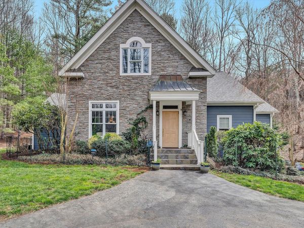 5671 Split Rail LN, Roanoke, VA 24018