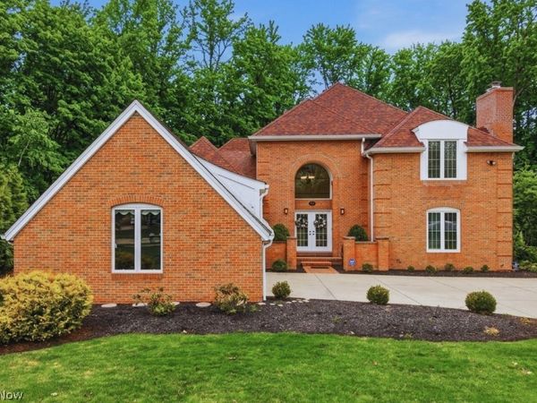 309 High Bluff, Aurora, OH 44202