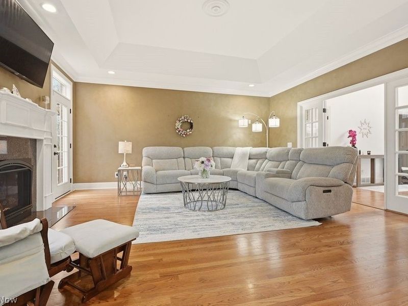 309 High Bluff , Aurora, OH 44202 Photo 13