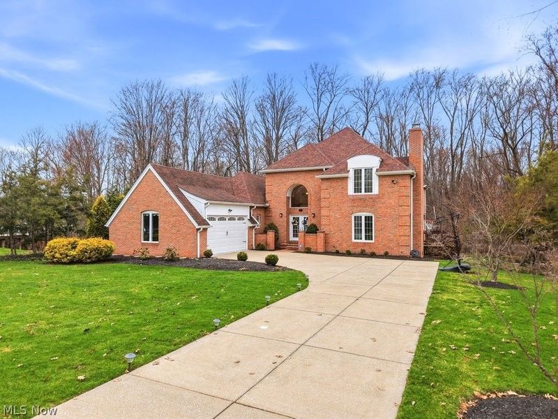 309 High Bluff , Aurora, OH 44202 Photo 3