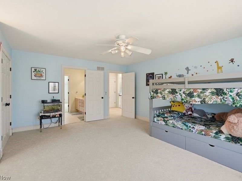 309 High Bluff , Aurora, OH 44202 Photo 33