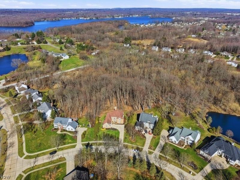 309 High Bluff , Aurora, OH 44202 Photo 49