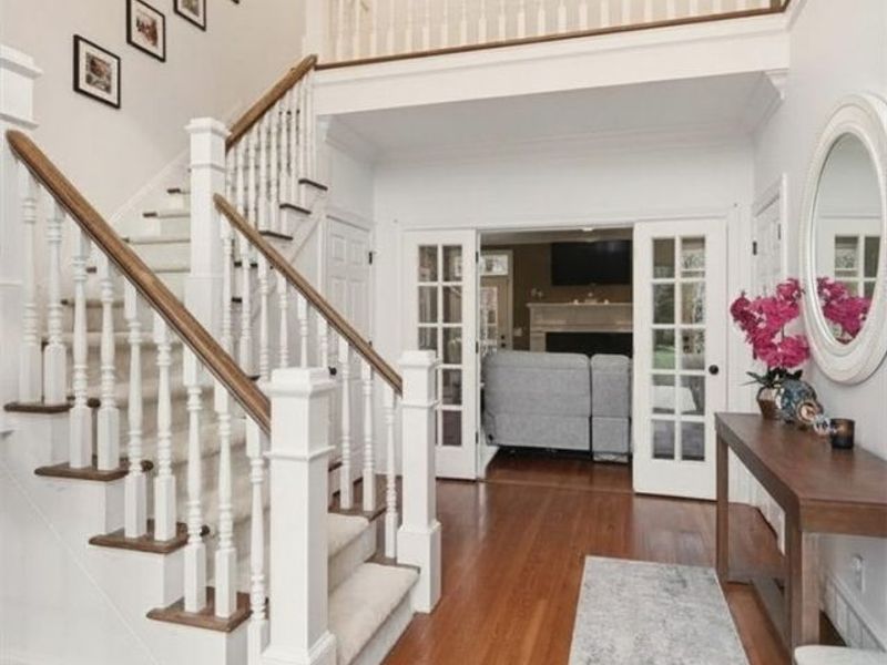 309 High Bluff , Aurora, OH 44202 Photo 7