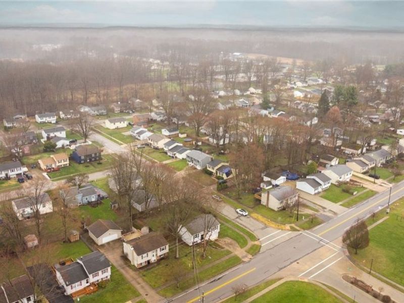 1077 S Diamond Street , Ravenna, OH 44266 Photo 31