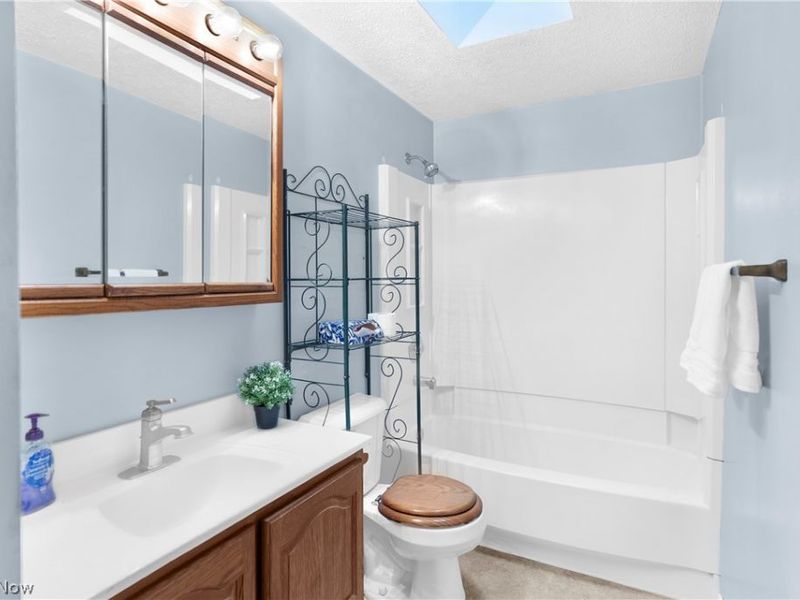 1077 S Diamond Street , Ravenna, OH 44266 Photo 4