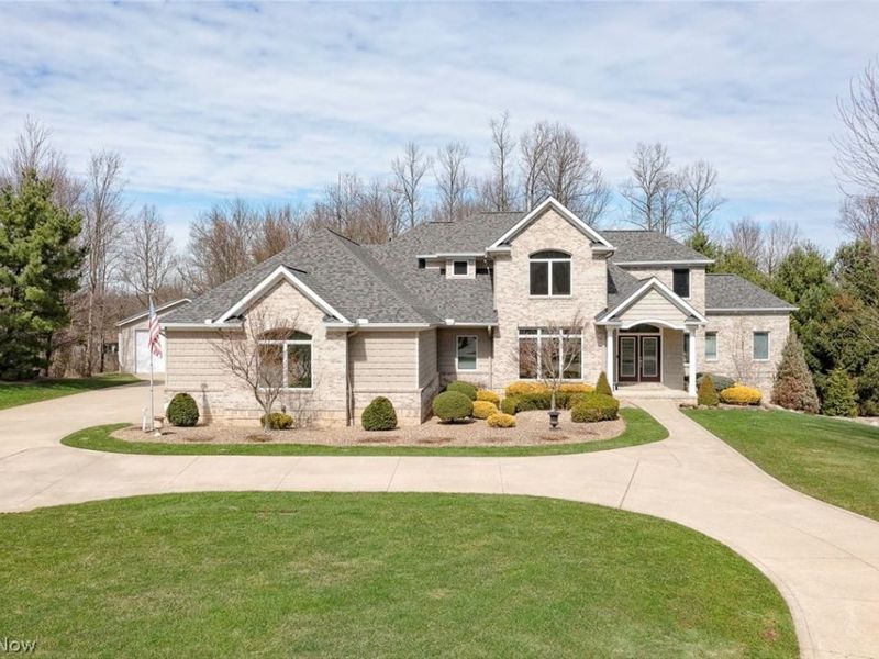 1783 Hawksledge Court, Hinckley, OH 44233 Photo 2