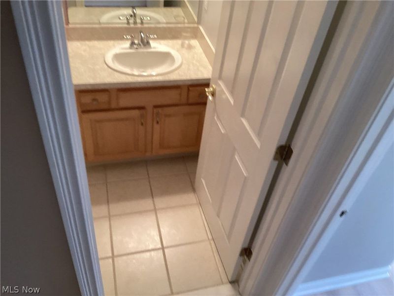 5647 N Greenway Court , Unit C, Highland Heights, OH 44143 Photo 13