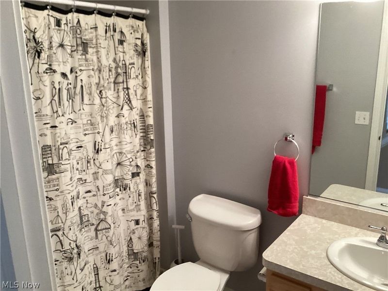 5647 N Greenway Court , Unit C, Highland Heights, OH 44143 Photo 14