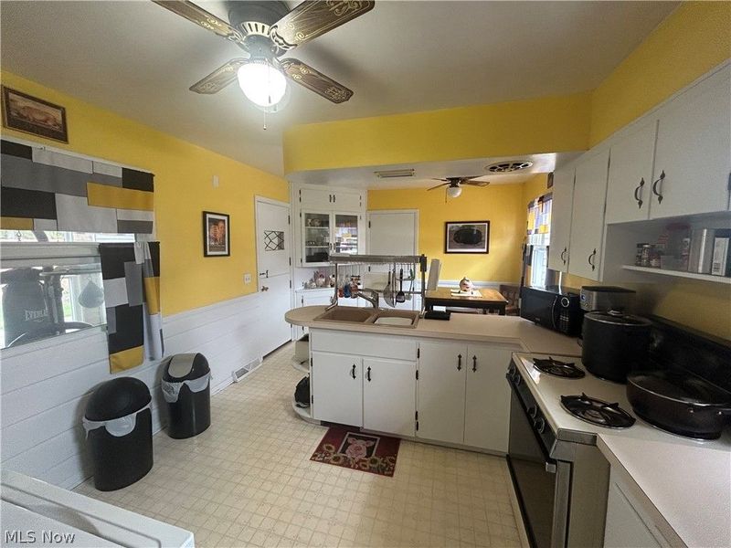 22210 Haber Drive , Westlake, OH 44126 Photo 13