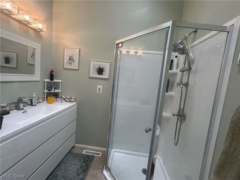 22210 Haber Drive , Westlake, OH 44126 Photo 19