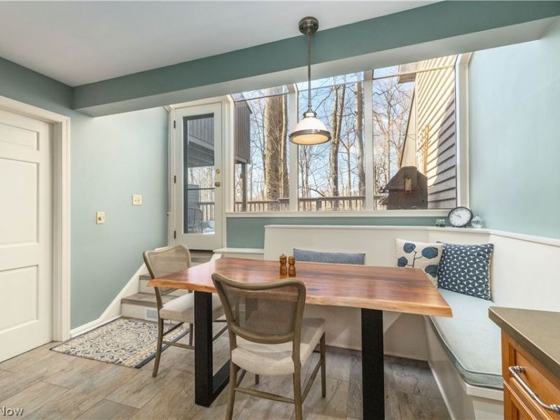 22 Hidden Valley , Rocky River, OH 44116 Photo 16