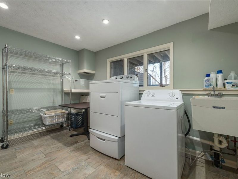 22 Hidden Valley , Rocky River, OH 44116 Photo 20