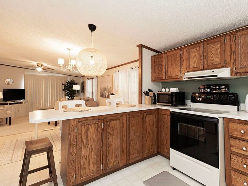 156 Ashwood Drive , Elyria, OH 44035 Photo 11