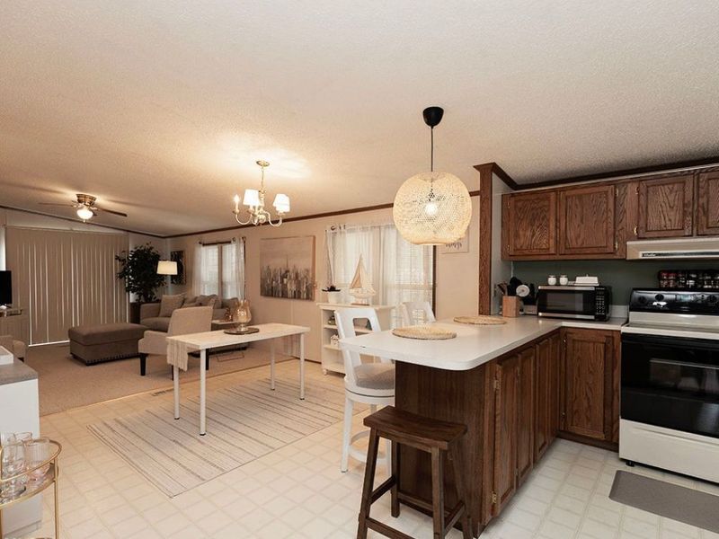 156 Ashwood Drive , Elyria, OH 44035 Photo 12