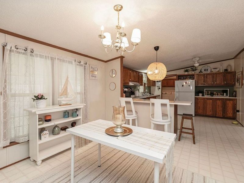 156 Ashwood Drive , Elyria, OH 44035 Photo 13