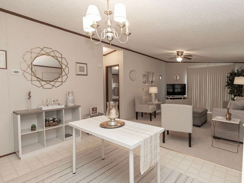 156 Ashwood Drive , Elyria, OH 44035 Photo 15