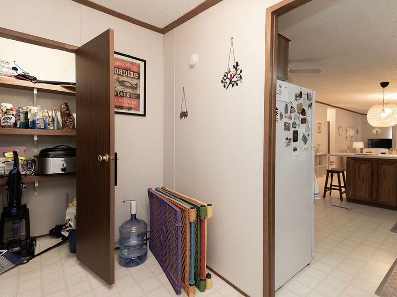 156 Ashwood Drive , Elyria, OH 44035 Photo 48