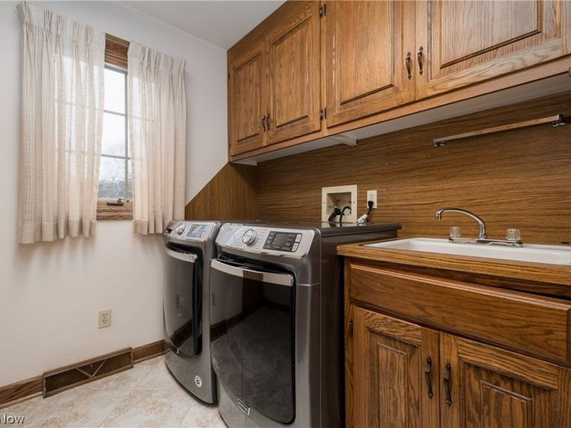 1756 Dunbarton Avenue NW, Canton, OH 44708 Photo 32