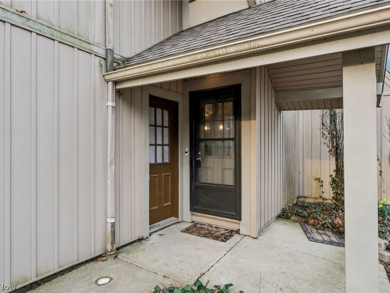 53 Landings Way , Avon Lake, OH 44012 Photo 2