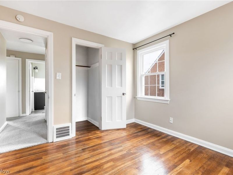 3668 Grosvenor Road , Cleveland Heights, OH 44118 Photo 12