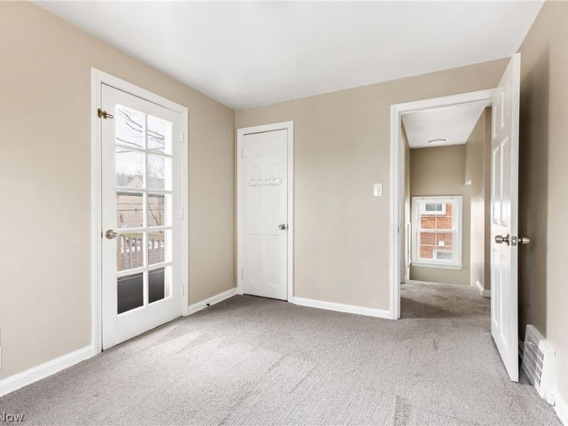 3668 Grosvenor Road , Cleveland Heights, OH 44118 Photo 14